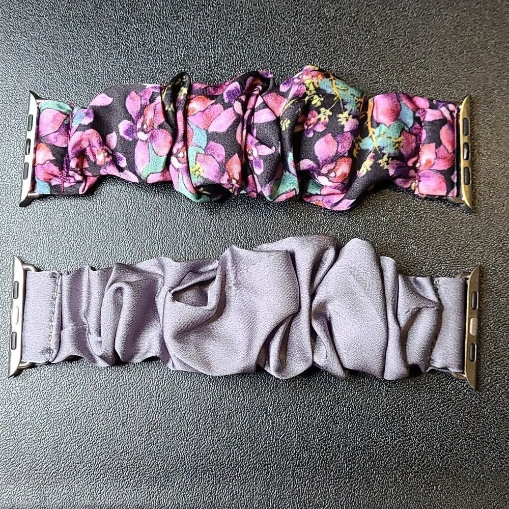 Apple Watch bans Floral and Plain Gray set.